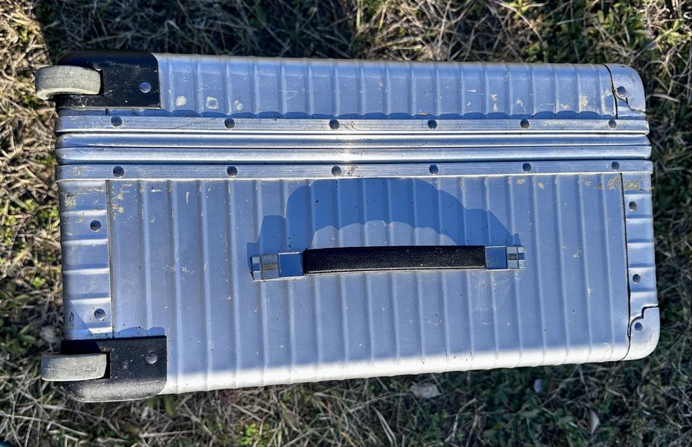 troler metalic aluminiu rimowa anii 30 cu 2 chei