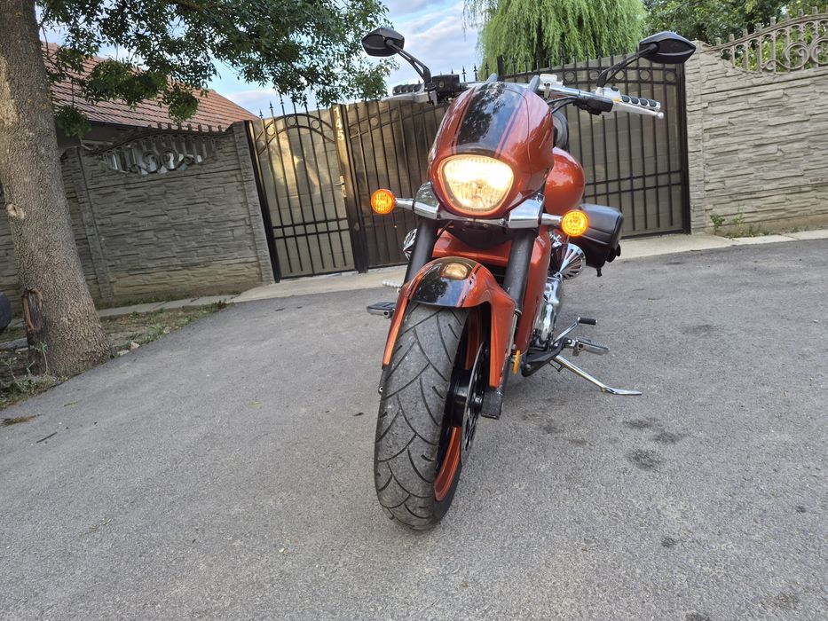 Vând Suzuki Boulevard 1800