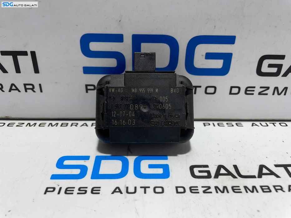Senzor de Ploaie Lumina Parbriz Geam Sticla Volkswagen Passat CC 2008 - 2011 Cod 1K0955559M [L3489]