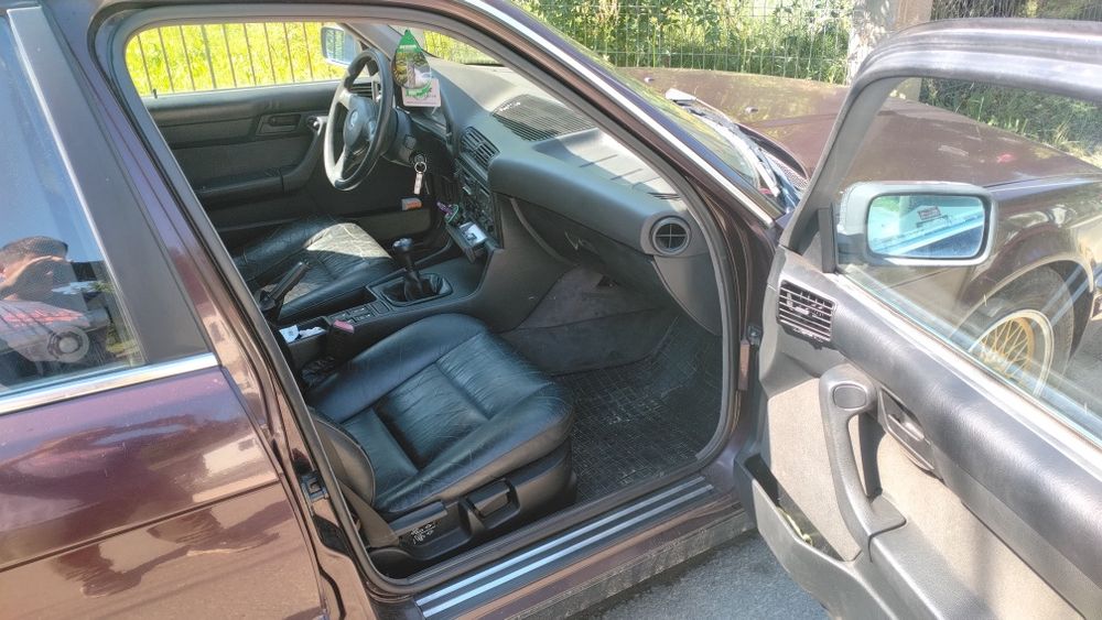 Vând bmw  e34 an 93