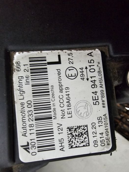 Far stanga crystal led Skoda Octavia 4 dupa 2020 cod 5E4941015A