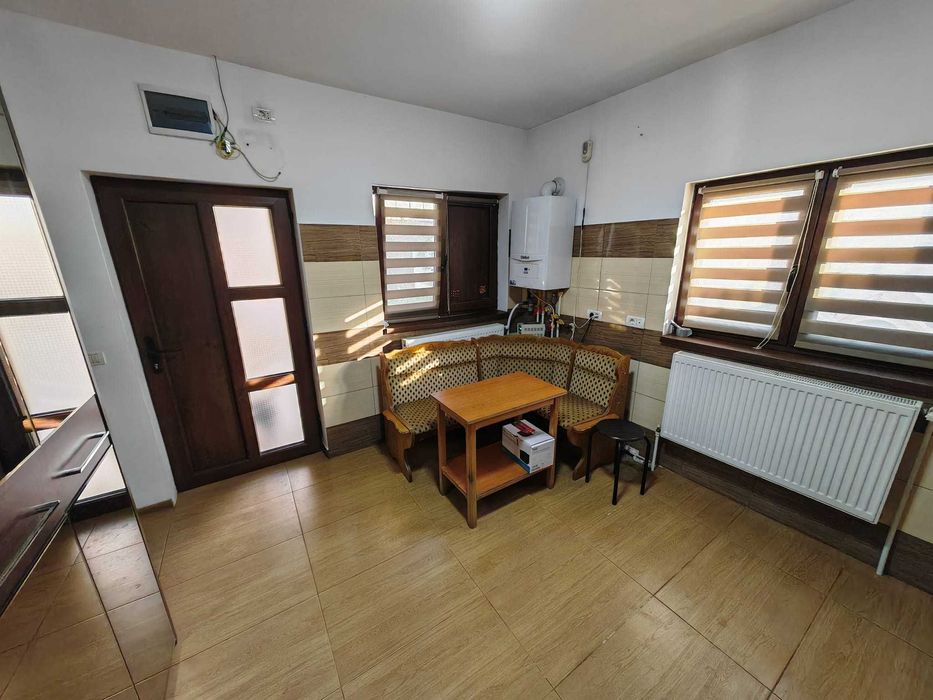 Casa de vanzare - zona Institutul de Marina