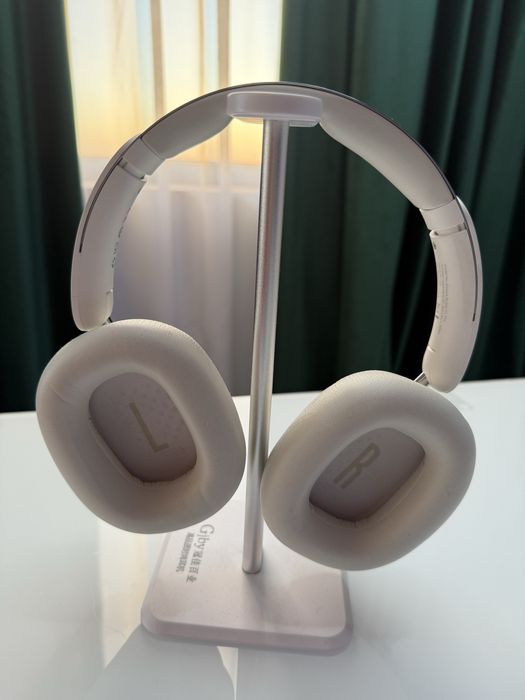 Casti Baseus. Produs premium