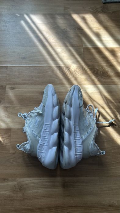 versace chain reaction albi marimea 43
