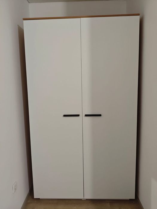 Продам шкаф для прихожей