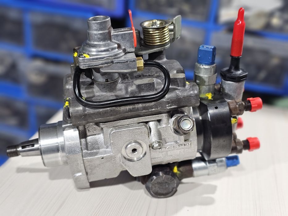 Топливный насос (ТНВД) JCB Delphi