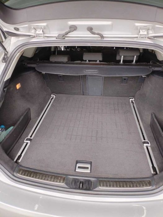 Продавам Тойота Авенсис Т27