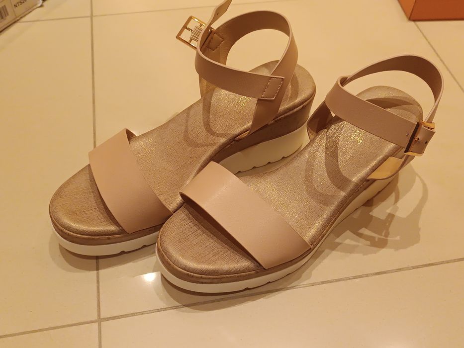 Сандали дамски  39 номер НОВИ