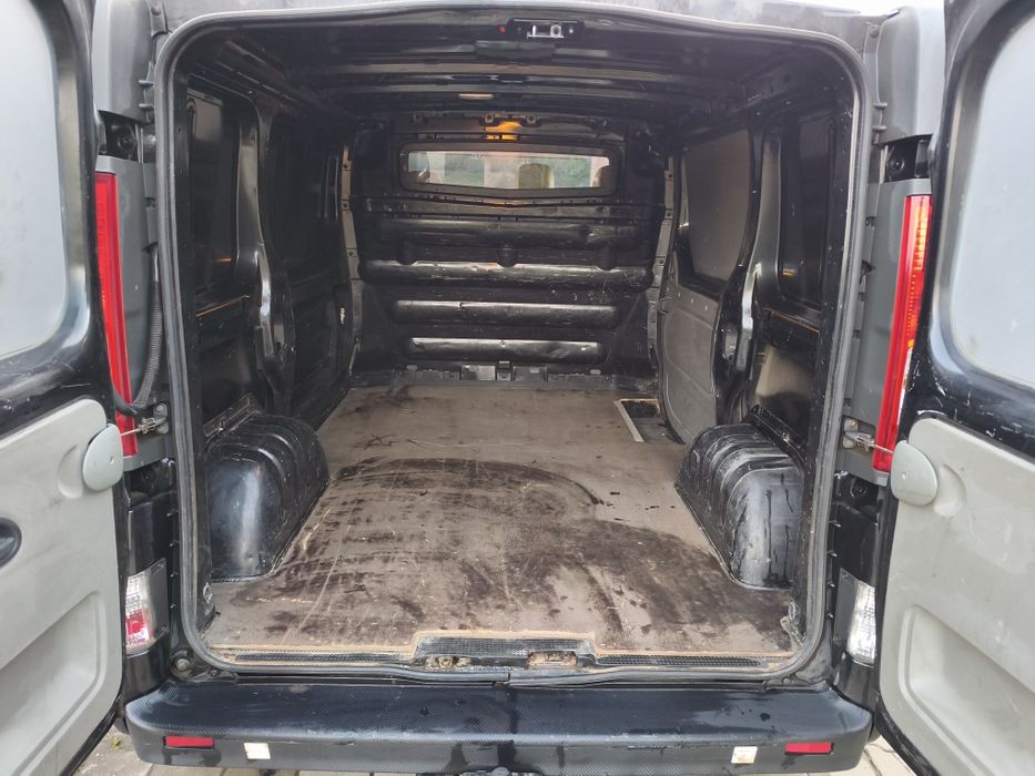 Nissan Primastar Trafic Vivaro