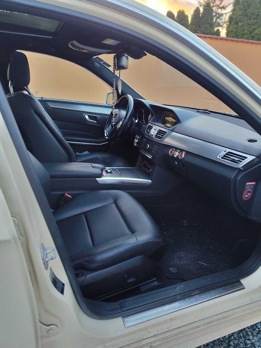 Vand / Schimb Mercedes Benz E class W212 pachet AMG