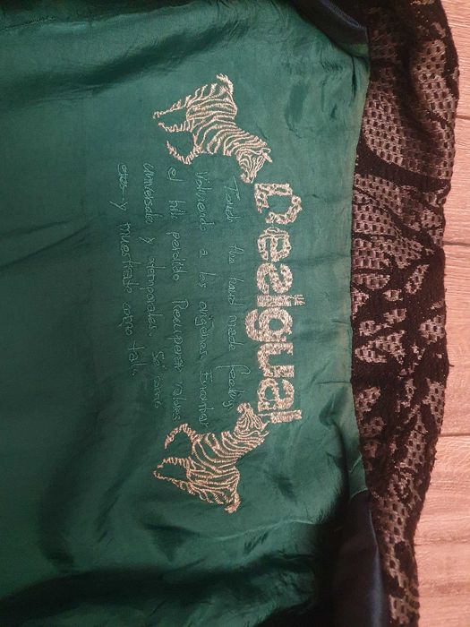 Куртка. Размер 46-48. Брендовая