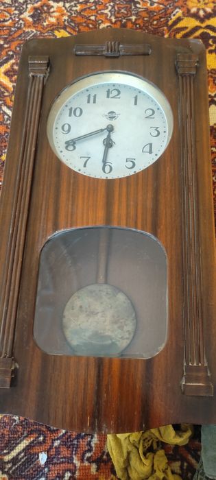 Продам часы настенные