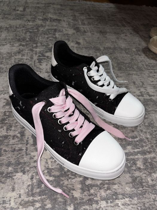 Новые кроссовки Numeris унисекс