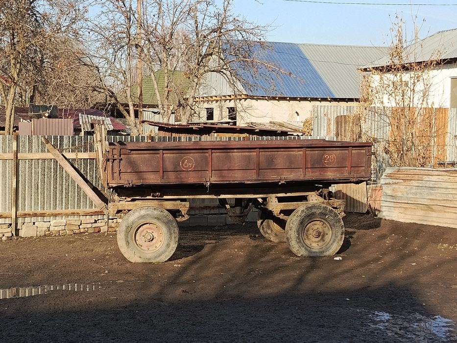 Тележка на трактор