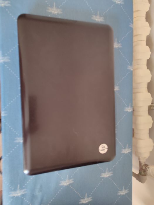 Продам ноутбук HP dv6 i3