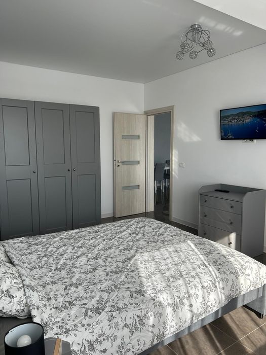 Închiriez apartament 2 camere, Cumpana.