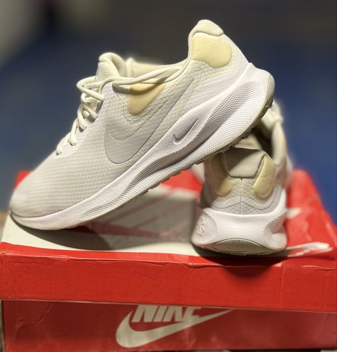 Мъжки маратонки Nike Revolution 7, White
