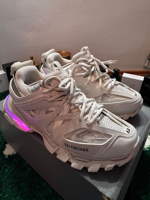 balenciaga track led - Pantofi sport | OLX.ro