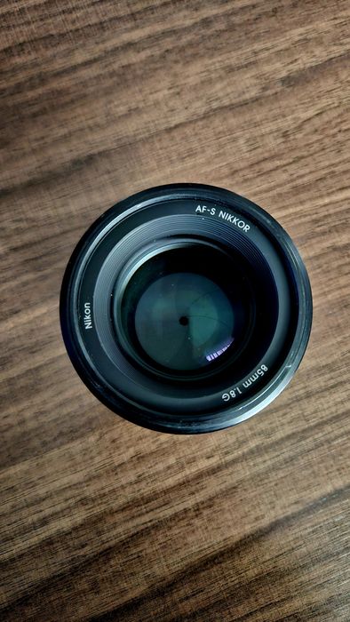 Obiectiv Nikon 85mm f1.8g