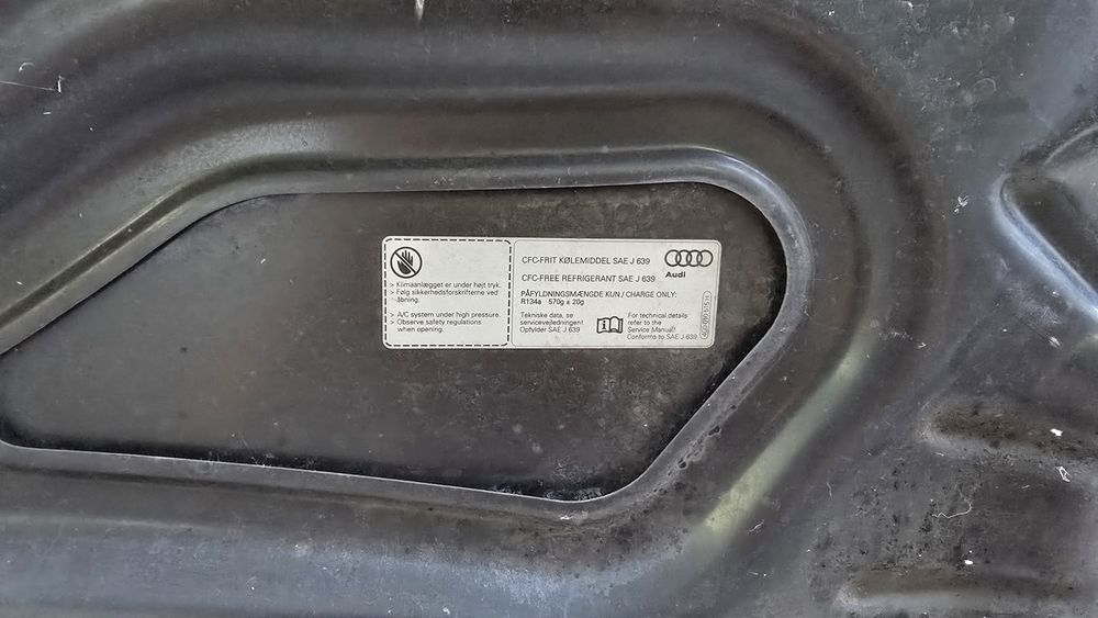 Преден капак Audi A6 C7 4G