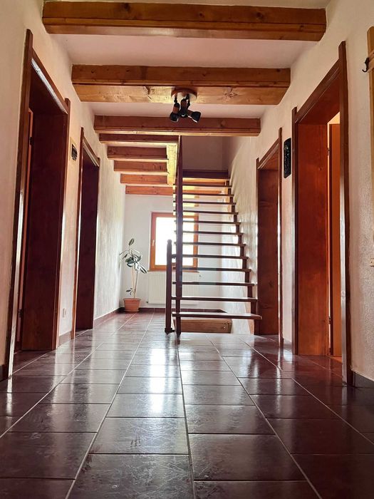 Cabanã de închiriat   (1 mai liber)