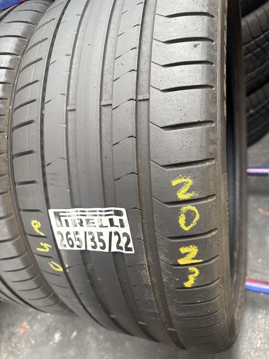 265/35/22 Pirelli