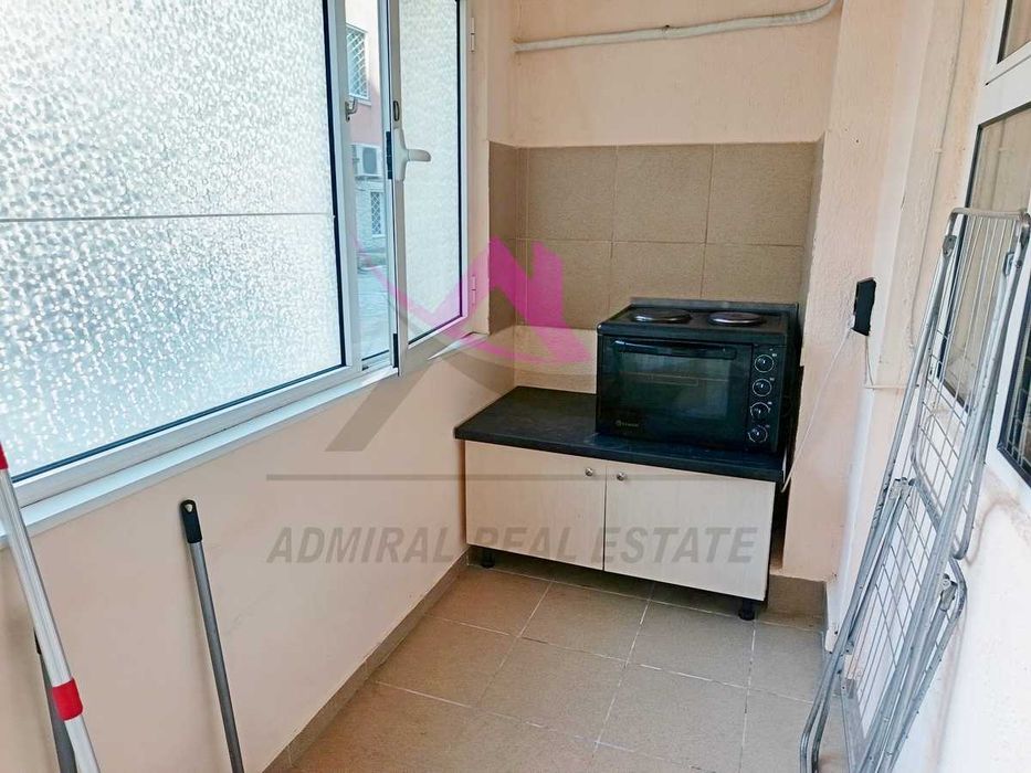 Дава се под наем Едностаен апартамент в Варна, Базар Левски - 25 кв.м за 307 € - Снимка #3