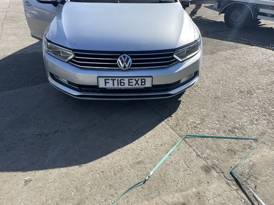 Dezmembrez wv pasat b8