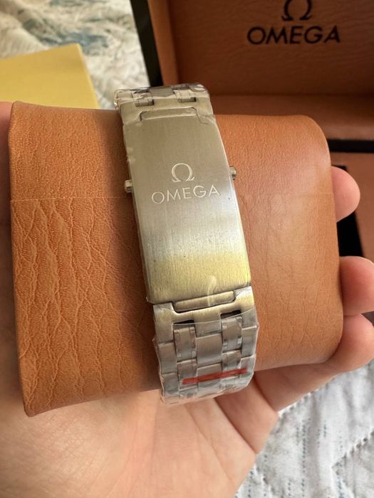 Луксозен часовник на Omega