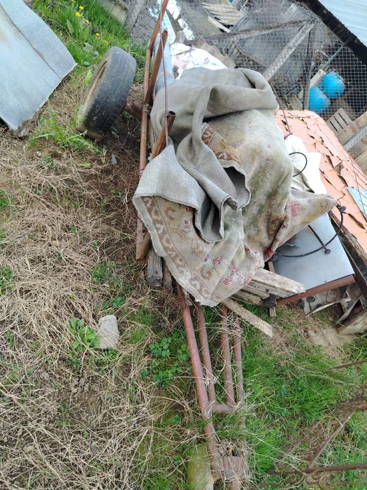 Remorcă/platforma agricolă