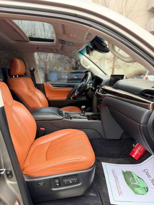 Sotuvda Lexus 570 avtomashinamiz