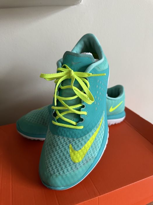 Nike Womens FS Lite Run - 38.5