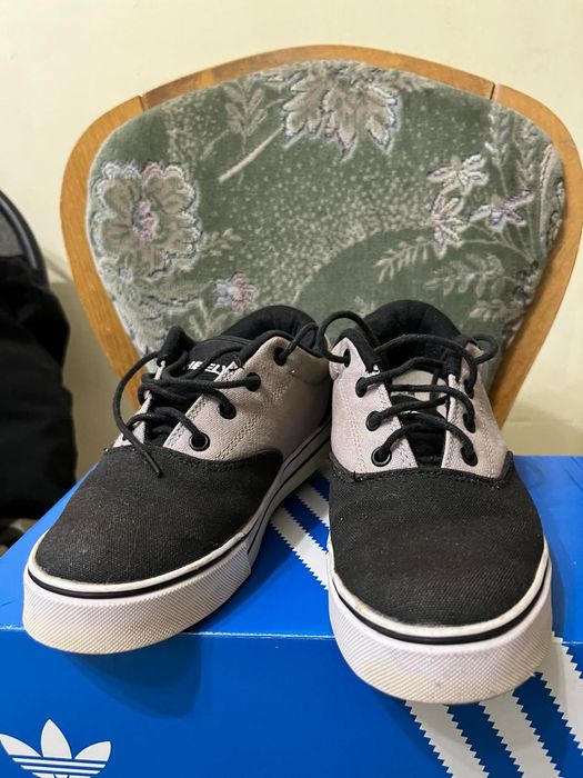 Heelys кроссовки -ролики. Размер 34.