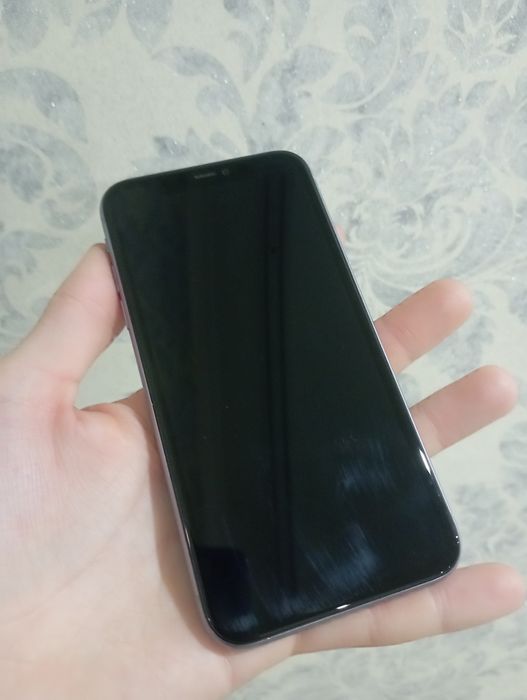 Продаю айфон 11 64 гб