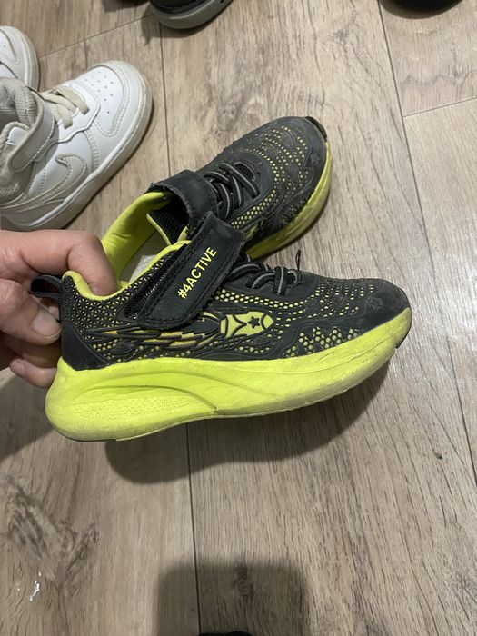 Обувь для мальчика разного возраста