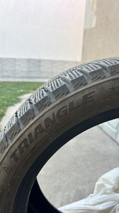 Продам зимние шины 225/45 R17