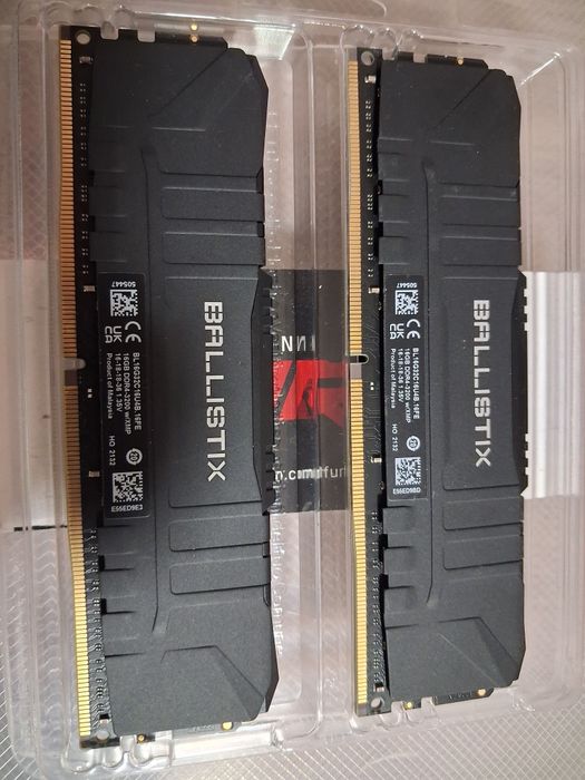 32GB DDR4 3200mhz - Crucial Ballistix