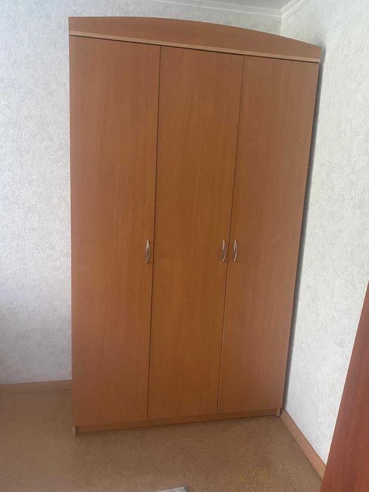 Шкаф трёхдверный 120×200 см