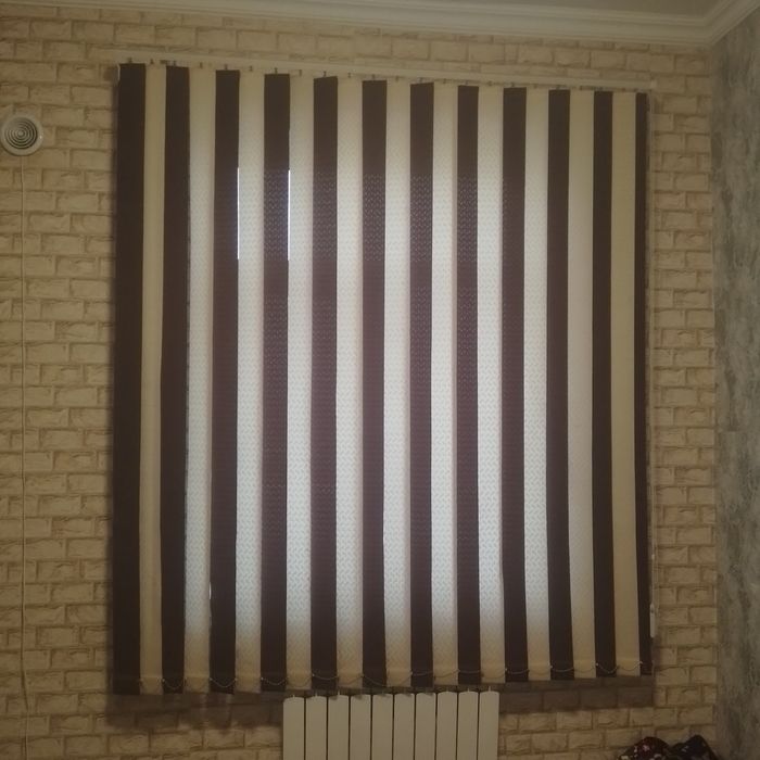 Jalyuzi sotiladi 2ta 1 juft