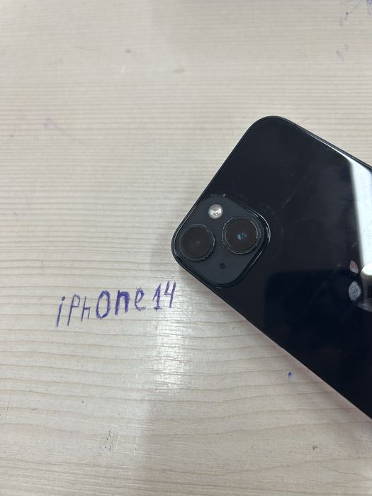 Iphone 14  в хорошем состояние