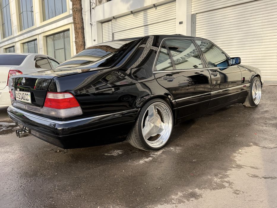 Mercedes-Benz W140 S500