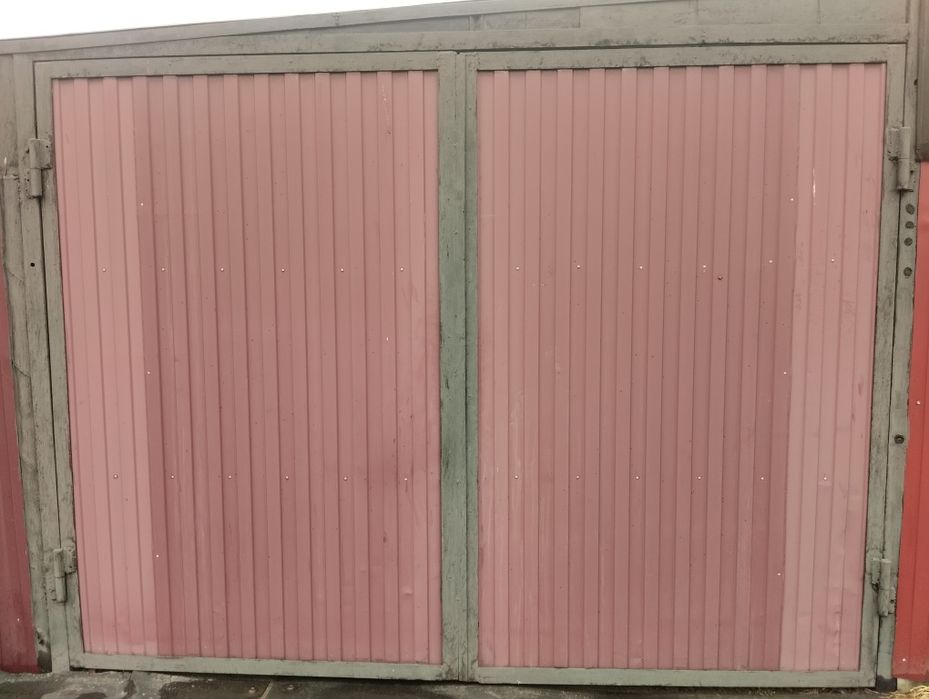 Продам ворота 3.20х2.40