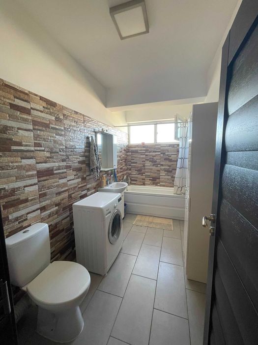 Apartament 2 camere complet utilat si mobilat (loc de parcare inclus)