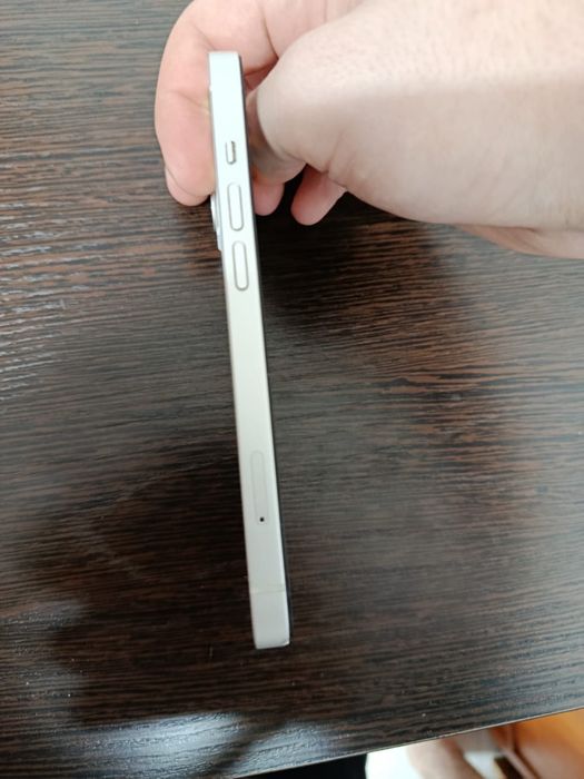 Айфон 13 128гб. .