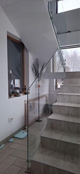 Balustrade din sticlă securizată