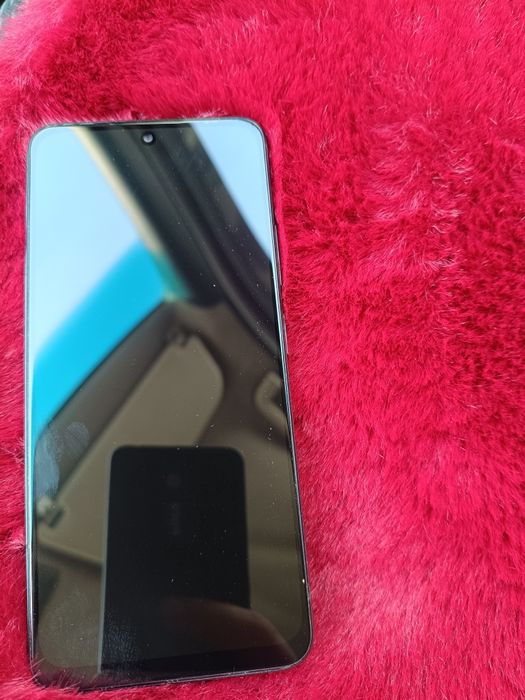 Продам POCO X5 5G в хорошем состоянии