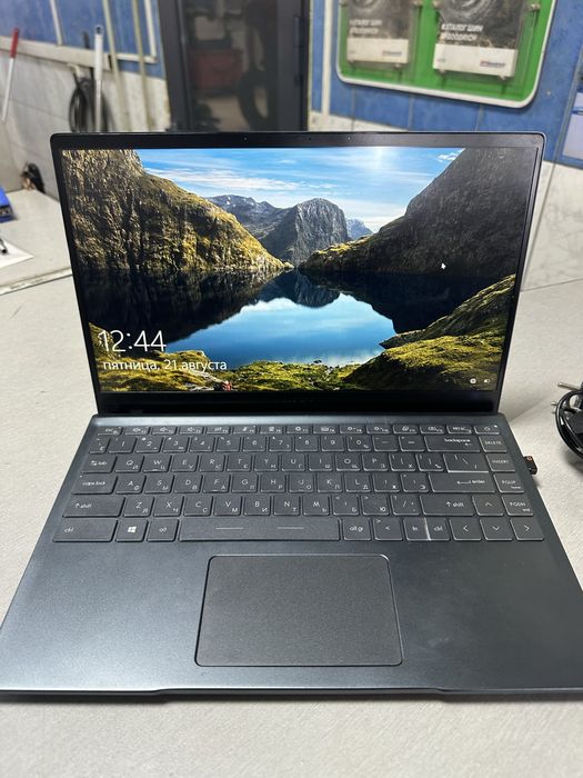 Продам ноутбук msi modern 14