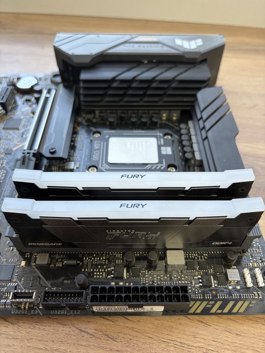i7-13700KF/ Asus B660/ DDR4 32gb 3600MHz