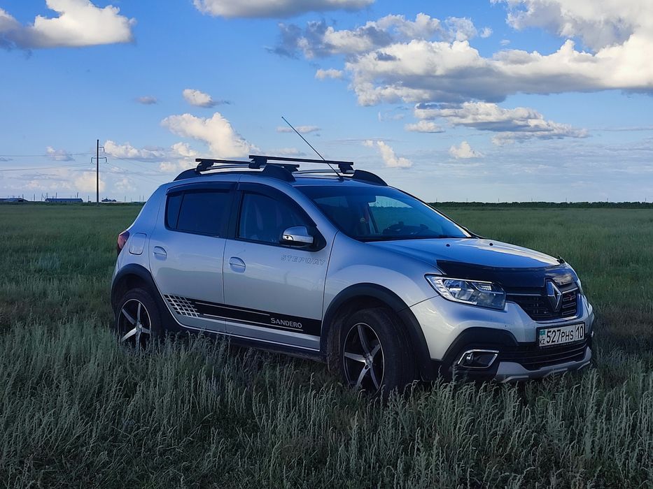 Продам Рено Сандера Степвейн 2020г