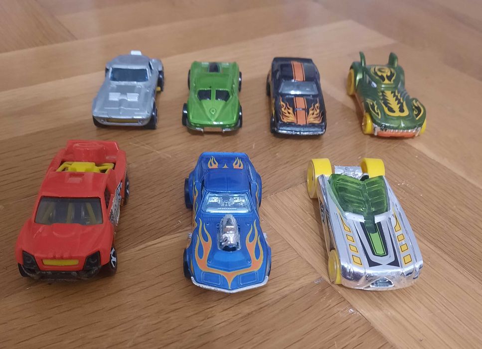 Hot Wheels колички, метални колички, пластмасови колички